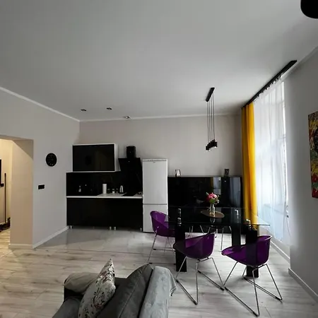 Pilsudskiego Premium 24h Selfcheck In * Bytom