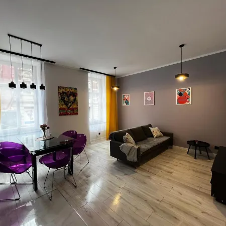 Pilsudskiego Premium 24h Selfcheck In Bytom