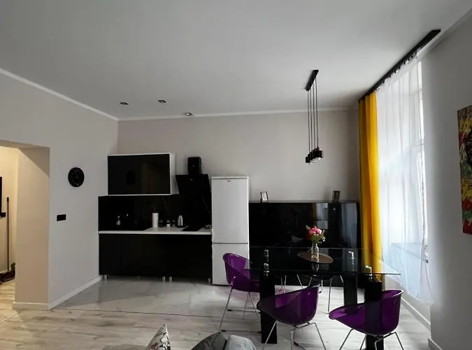 Pilsudskiego Premium 24h Selfcheck In * Bytom