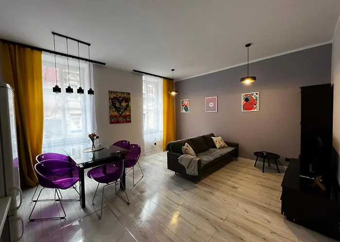 Pilsudskiego Premium 24h Selfcheck In Bytom